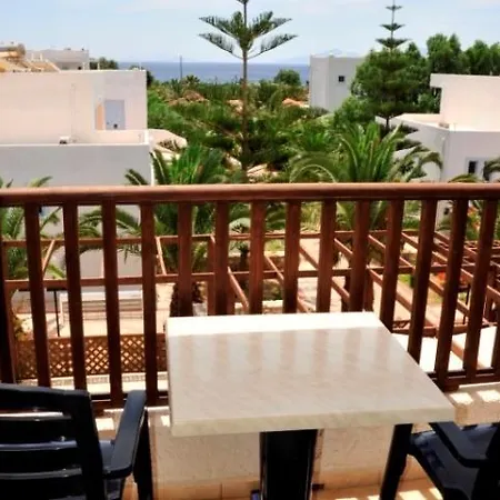 מלון Kalimera Mare 3*