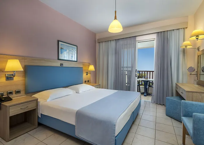 Kalimera Mare Otel 3*